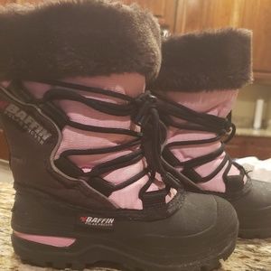 Baffin girls snow boots